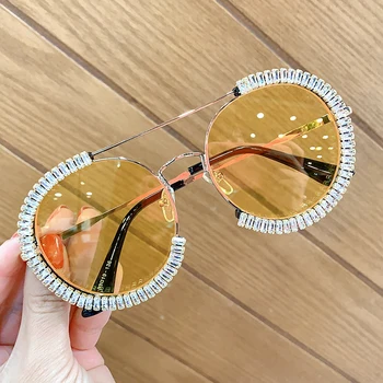 Slnečné okuliare ženy, Luxusné Kolo mužov Retro crystal slnečné okuliare kovový rám okuliare uv400 lunette de soleil femme