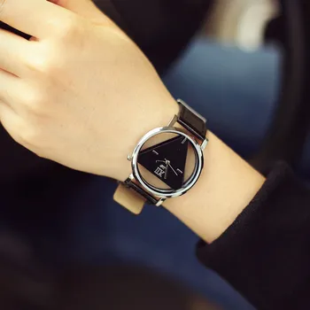 Duté trojuholník ženy tvorivé hodinky novinka a individualizmus módnej značky quartz kožené hodinky čierne biele hodiny darček