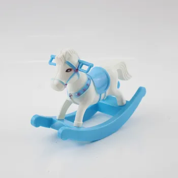 Mini sú Malé plastové hojdací kôň model rovnováhu koňa doll house decoration predstierať, že hrať dom hračka darček dieťa, chlapec, dievča
