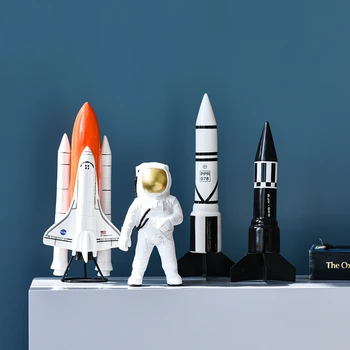 Živica Priestor Muž Astronaut Sochy Rocket Espace Figúrka Ručné Domáce Dekorácie Doplnky, Moderný