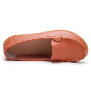 Dámske topánky nové originálne kožené ploché topánky žena módy bežné mokasíny slip-on kolo prst pevné ženské topánky plus veľkosť 35-44
