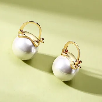 Ženy Kolo Imitácia Pearl Náušnice Biele Stud Earings v Golden Nehrdzavejúcej ocele Ženské Šperky