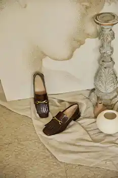 Krazing hrniec modern vintage fringe originálne kožené topánky, kovové ozdoby štvorcové prst med podpätky pošmyknúť na ženy mokasíny čerpadlá L36