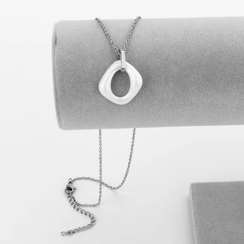 Geometrické Vyhlásenie Keramické Prívesok Náhrdelník Šperky Čierna Biela Nepravidelného Štvoruholníka Ženy Kúzlo Šperky minimalistický Štýl