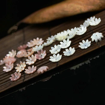 10pc 10 mm Sea Shell Kvet Vyrezávané Prírodná perleť Shell Perly DIY Zistenia Voľné Guľôčok Pre Šperky, Takže DYL0010