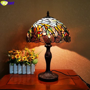 FUMAT Tiffany Štýle Stôl Svetlo Cyclone Prairie Motýľ vitráže stolná Lampa Klasického Nordic Osvetlenie Dekoratívne Umenie Lampy