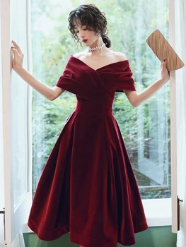 Burgundsko Velúrové Prom Šaty 2020 Ženy Strany Noc Formálne Dlhé Večerné Šaty Elegantné Červené Víno Ramena Graduatin Plášte