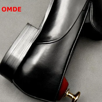 OMDE Ukázal Prst Pošmyknúť Na Mužov Šaty Topánky Originálne Kožené Mokasíny Ručné Priedušná Office Formálne Topánky Pánske Svadobné Topánky