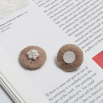 Jeseň a v zime krásne vlny pletenie Pearl Flower kolo patch DIY strane šperky, náušnice a Náušnice príslušenstvo 4 ks