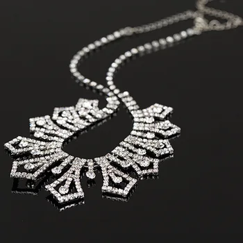 YFJEWE hot Predaj Módne Šperky vlastné priemyselne vyrábané Svadobné Svadobné Drahokamu Crystal Náhrdelníky Náušnice Šperky Set #N214