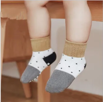 0-3 Rok 3Pairs/veľa Jar a v lete nové detské ponožky česanej bavlny dieťa trubice ponožky dávkovanie non-slip baby ponožky