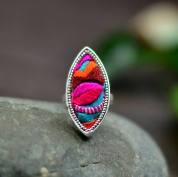 5PC Národnej štýl Výšivky krúžky Miao strieborné pozlátené etnických bavlna šperky tvorivé osobnosti módne farebné krúžok