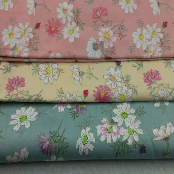 Pekná modrá žltá ružová chryzantéma potlačené bavlnené tkaniny 50x160cm posteľná bielizeň Satén Oblečenie DIY šitie textílie