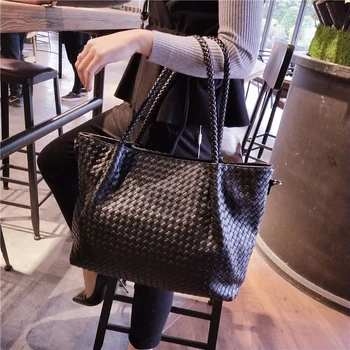BENVICHED Dámy' pu Tkané taška 2021 nové jarné Tote Bag módne High-capacity kabelky ženy Naklonený jednej taška cez rameno c422