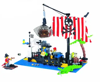 Pouč 302 DIY Boj Vložené Plastové Zostavené Stavebné Bloky Piráti Potopenú Loď Model Vzdelávacie Hračky pre Deti Legoe