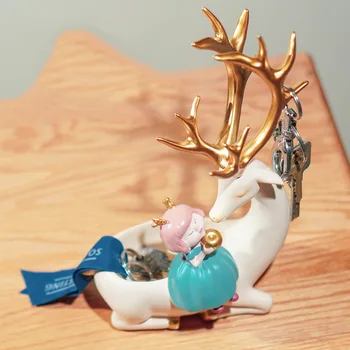 NORTHEUINS Živice Jeleň Elk Skladovanie Mini Figúrky, Vianočné Výzdoba pre Domáce Moderné Nordic Interiéru Obývacej Izby, písací Stôl Dekorácie