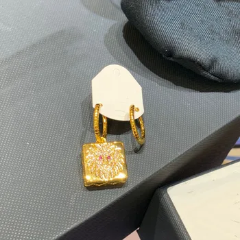 UMGODLY Luxusná Zlatá Farba Lev Asymetrie Náušnice Plný AAA Cubic Zirconia Zvierat v Starovekom Egypte pre Ženy Strany Šperky