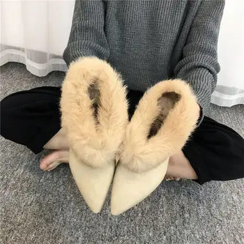 Nové jesenné a zimné kožušiny papuče žena kórejská verzia uviedol bodce plus velvet fashion lenivý pol presuňte dámske topánky