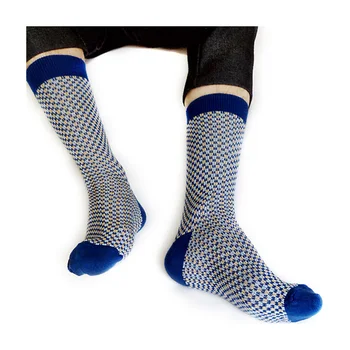 Jeseň Zima Mužov Ponožky Formálne Priedušné Ponožky Zábavné Novosti Ponožky s Dot Koberčeky Muži Móda Chaussette Homme