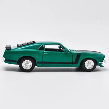 Maisto 1:24 1970Ford Mustang BOSS 302 Roadster, simulácia zliatiny auto model simulácie auto dekorácie kolekcie darček hračka