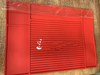 Holič rohože červené sú k dispozícii s čiernym Clipper anti-slip mat Ploche kadernícke nožnice, hrebeň, nástroj umiestnenie mat silikónové podložky